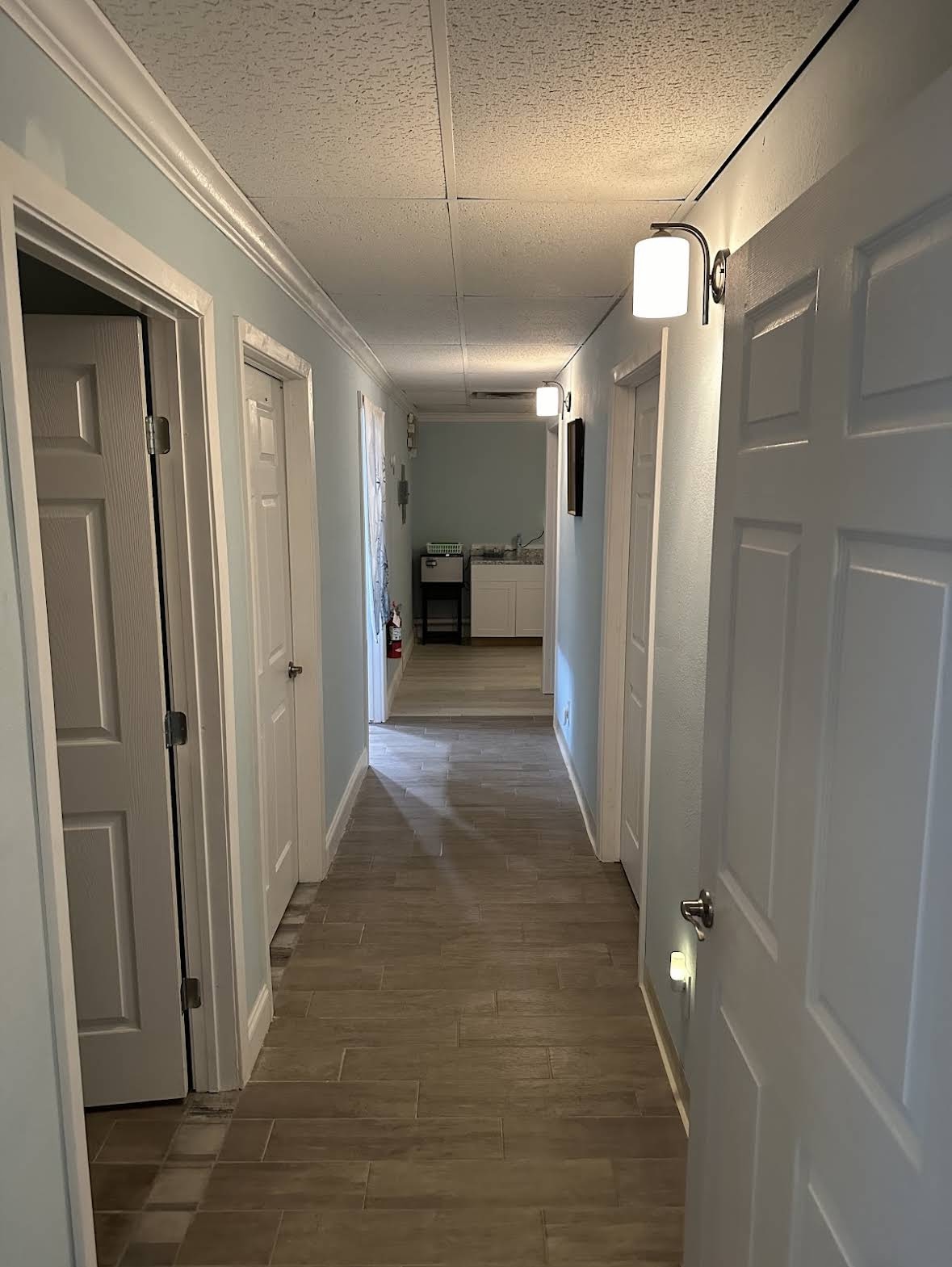 Clean hallway inside 8 Massage